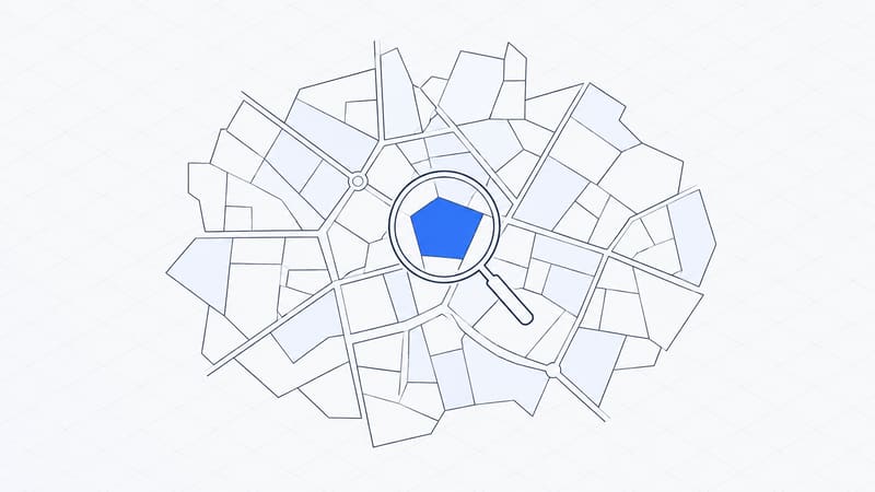Mapa de manzanas de CABA con una parcela resaltada y una lupa señalando su zona